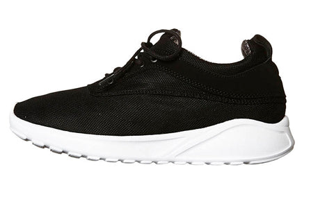 This Just In: The Globe Roam Lyte Shoe