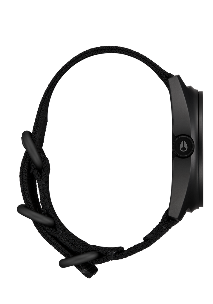 Nixon Clutch 42 - BLACK - Sun Diego Boardshop