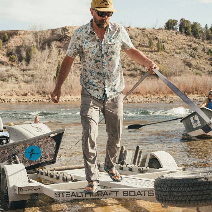 Howler Bros H Bar B Snapshirt - Ecosistema: Sand - Sun Diego Boardshop