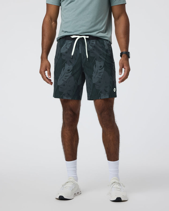 Vuori Kore Short - BLACK LEAVES - Sun Diego Boardshop