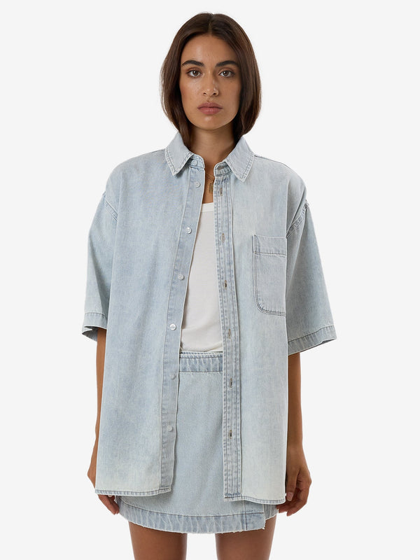 Thrills Darian Denim Shirt - DIRTY FADE | Sun Diego Boardshops Thrills Darian Denim Shirt - DIRTY FADE | Sun Diego Boardshops