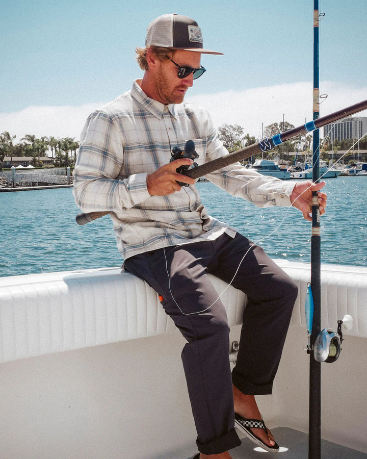 Salty Crew Transom Tech Pants - Black - Sun Diego Boardshop