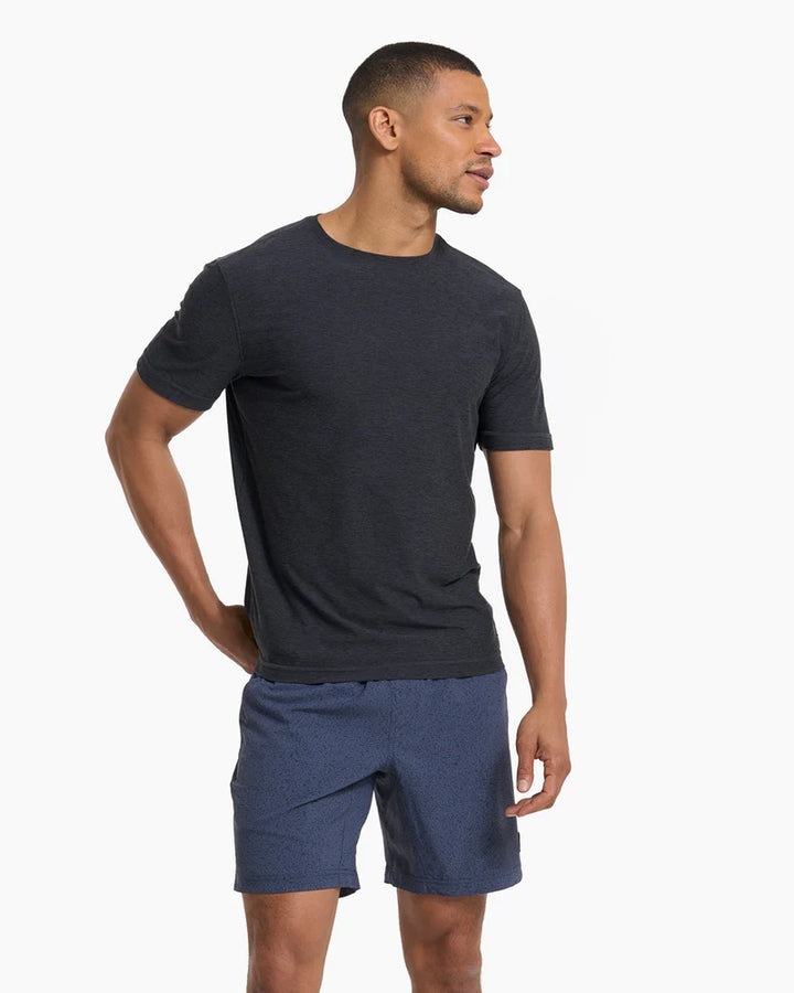 Vuori Strato Tech Tee - Charcoal Heather - Sun Diego Boardshop