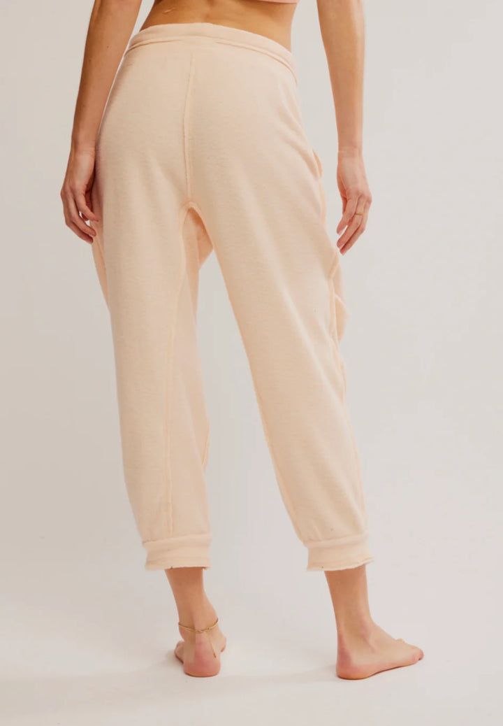 Free People Day Off Fleece Joggers - TENDER PEACH - Sun Diego Boardshop