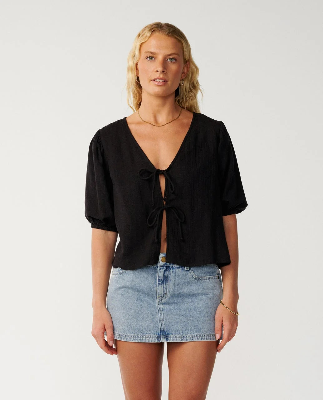 Rip Curl Women's Vibe Surf Tie Front Top - Black - Sun Diego Boardshop