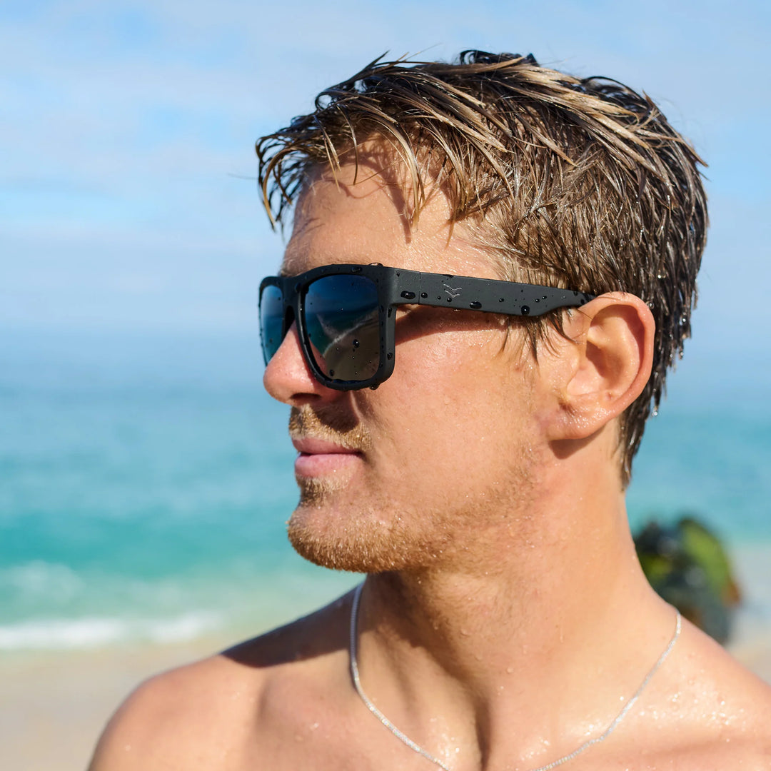 I-Sea Cloudbreak Sunglasses - Black/Smoke Polar - Sun Diego Boardshop
