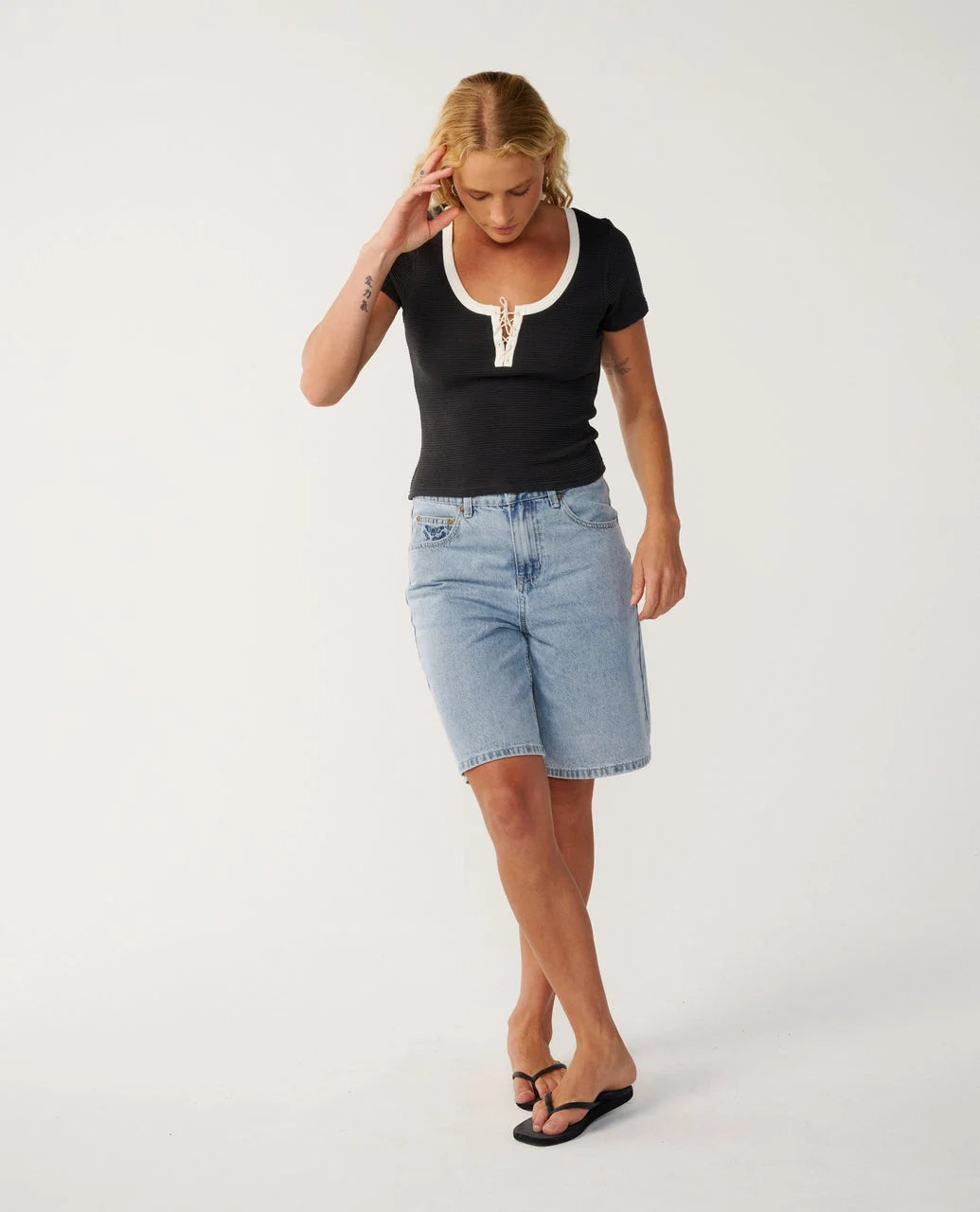 Rip Curl Women's Retro Swell Tee - Washed Black - Sun Diego Boardshop