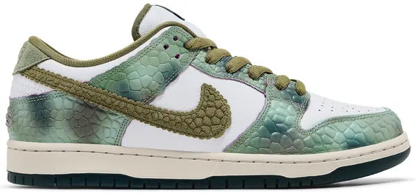 Nike Dunk Low x Alexis Sablone Chameleon Shoe - OIL GREEN/DESERT MOSS/WHITE - Sun Diego Boardshop