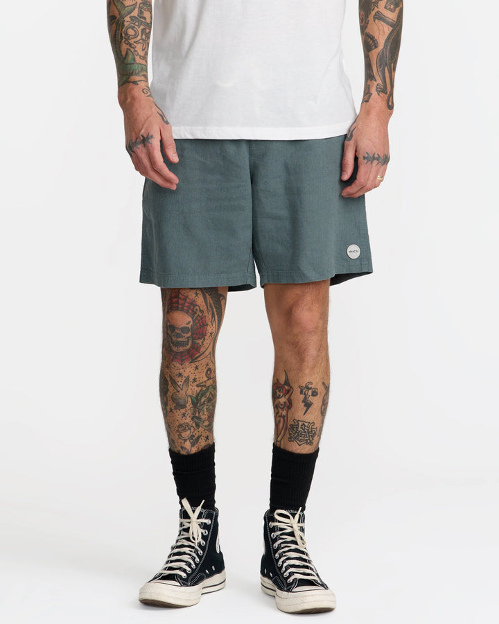 RVCA MEN'S SANDS ELASTIC 17" SHORT - BALSAM GREEN