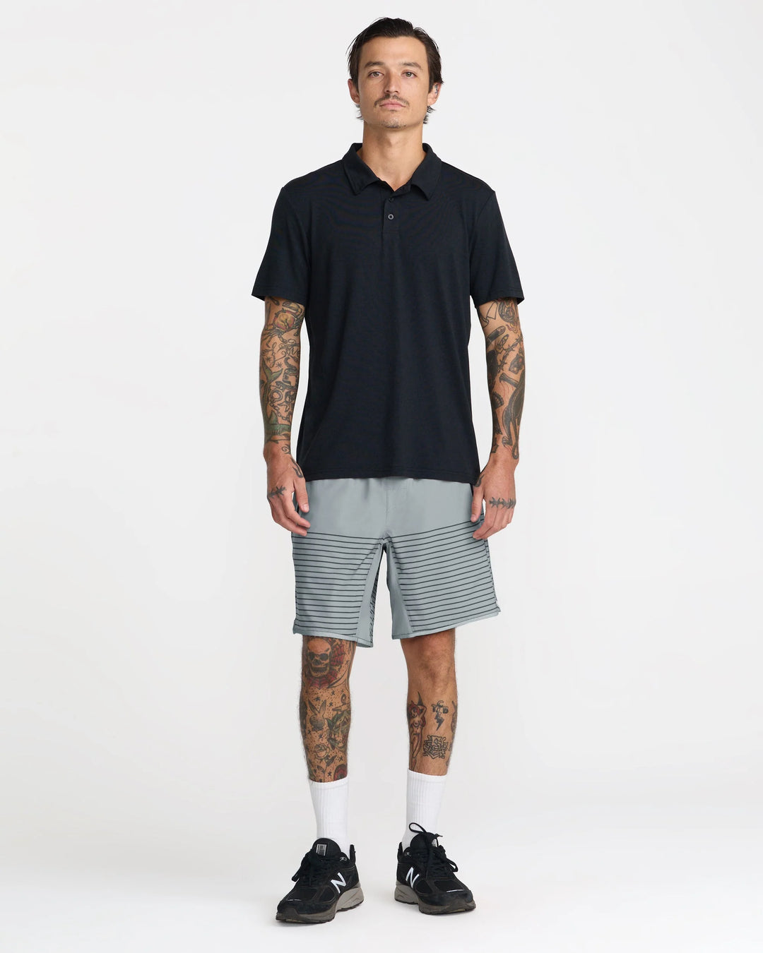 RVCA MEN'S YOGGER STRETCH 17" SHORT - LEAD