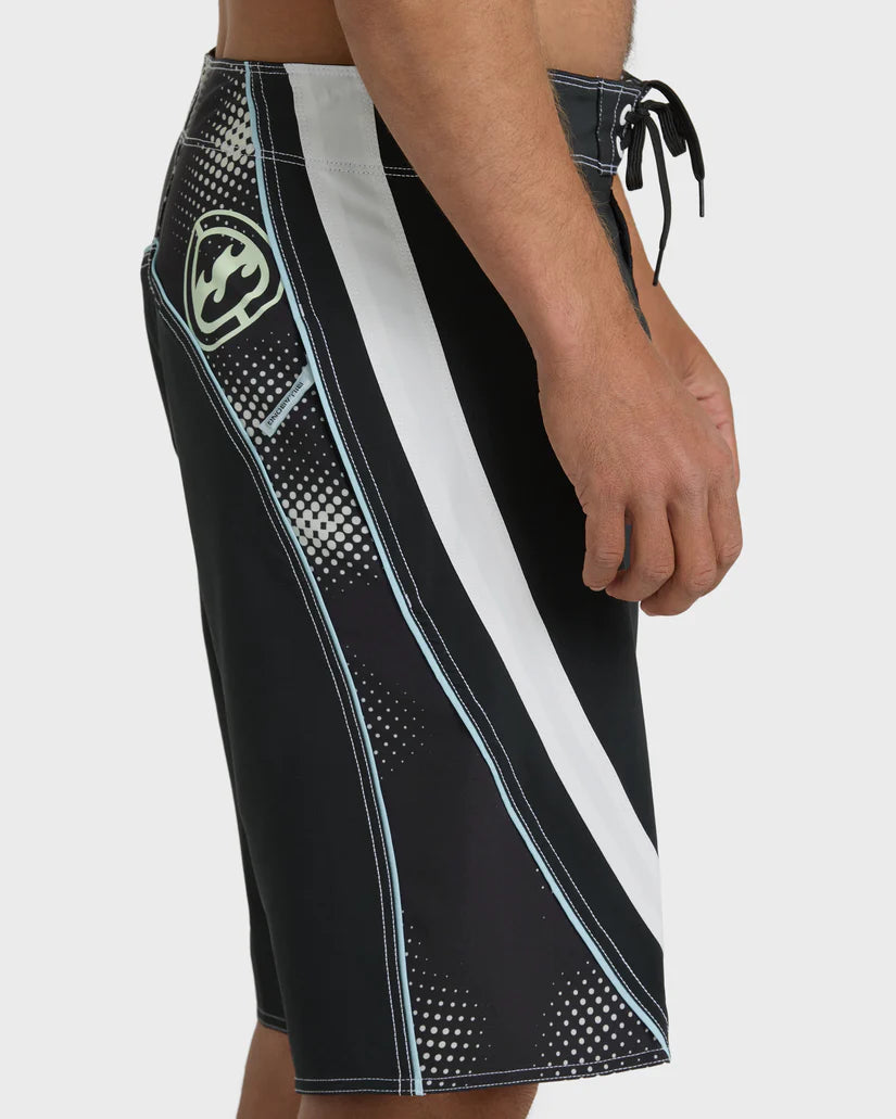 Billabong Fluid 2K Pro 21" Boardshorts - Black - Sun Diego Boardshop