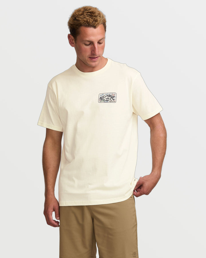 Billabong Men's Scenic Arch Adiv Premium Short Sleeve T-Shirt - Off White
