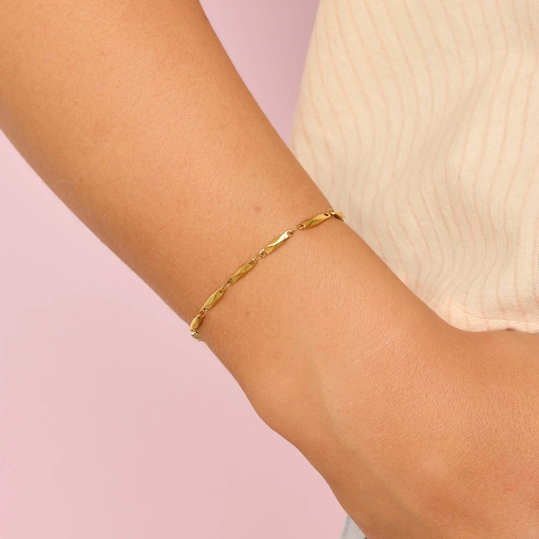 Pura Vida Faceted Bar Chain Bracelet - Gold