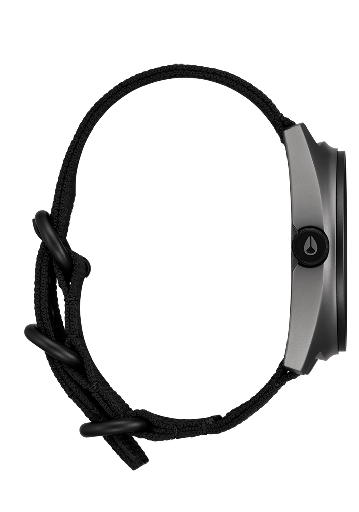 Nixon Clutch 42 - GUNMETAL/HOT SAUCE - Sun Diego Boardshop