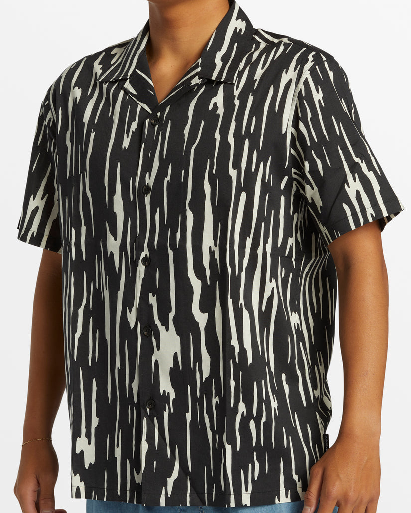 Quiksilver Ripples DNA Island Short Sleeve Shirt - BLACK - Sun Diego Boardshop