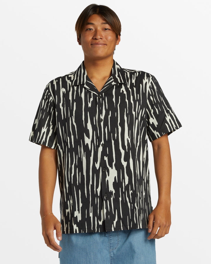 Quiksilver Ripples DNA Island Short Sleeve Shirt - BLACK - Sun Diego Boardshop