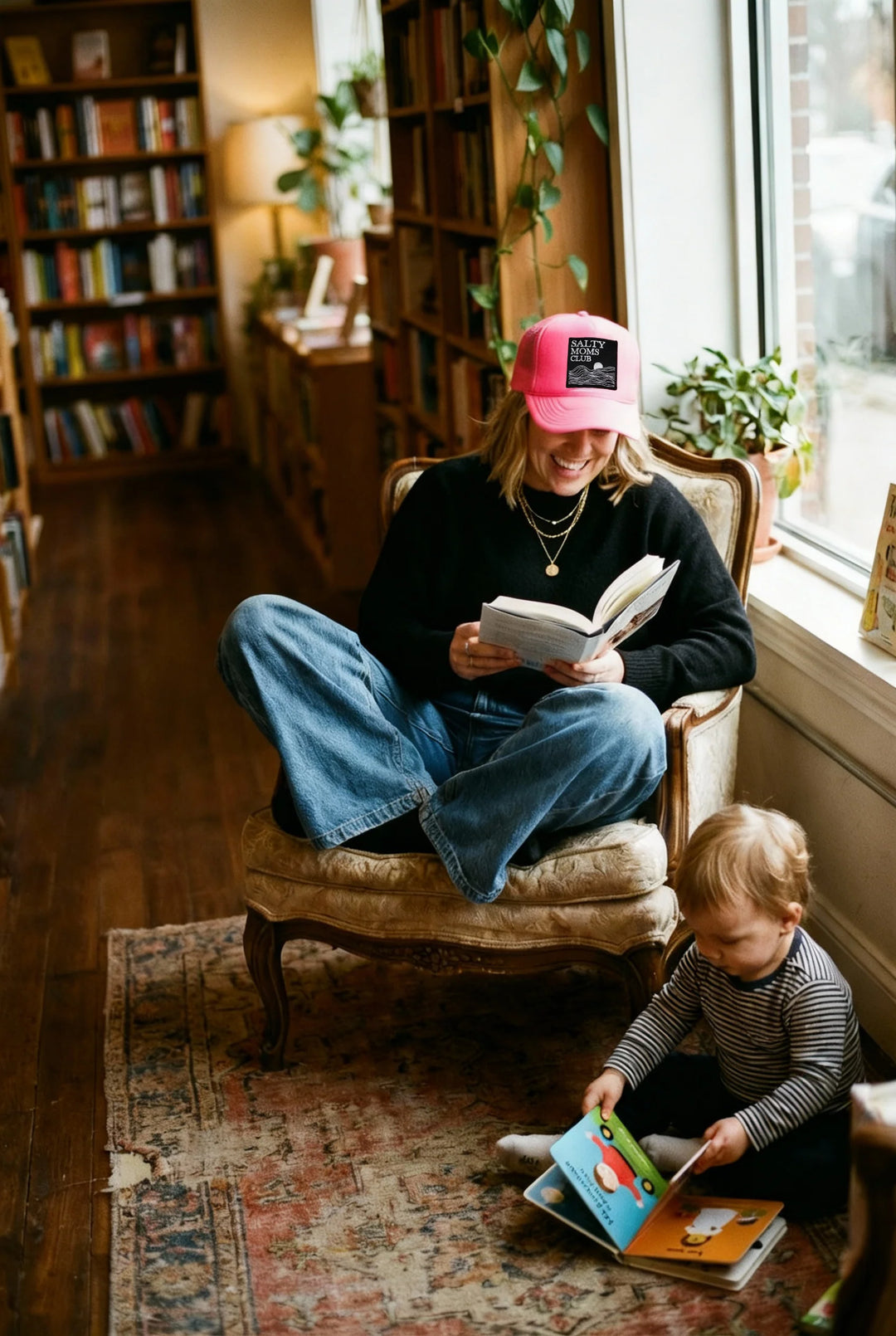 Friday Feelin Women's Salty Moms Trucker Hat - Pink