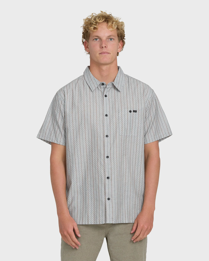 Billabong Men's Sundays Jacquard Short Sleeve Woven Shirt - Fog Gray
