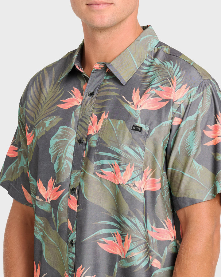 Billabong Men's Sundays Lounge Short Sleeve Woven Shirt - Phantom - Sun Diego Boardshop