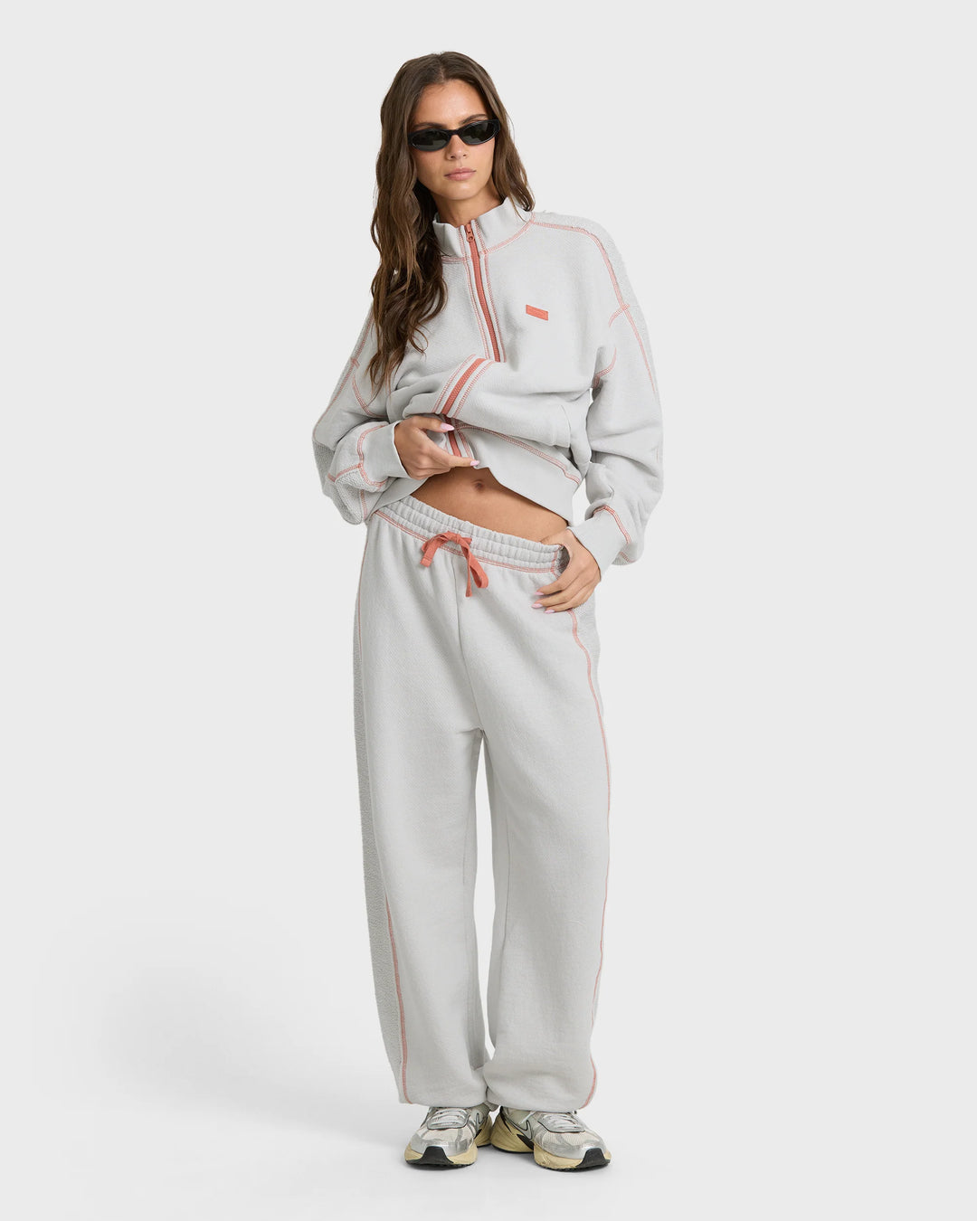 Billabong Women's Trail Side Fleece Sweatpants - Light Gray - Sun Diego Boardshop