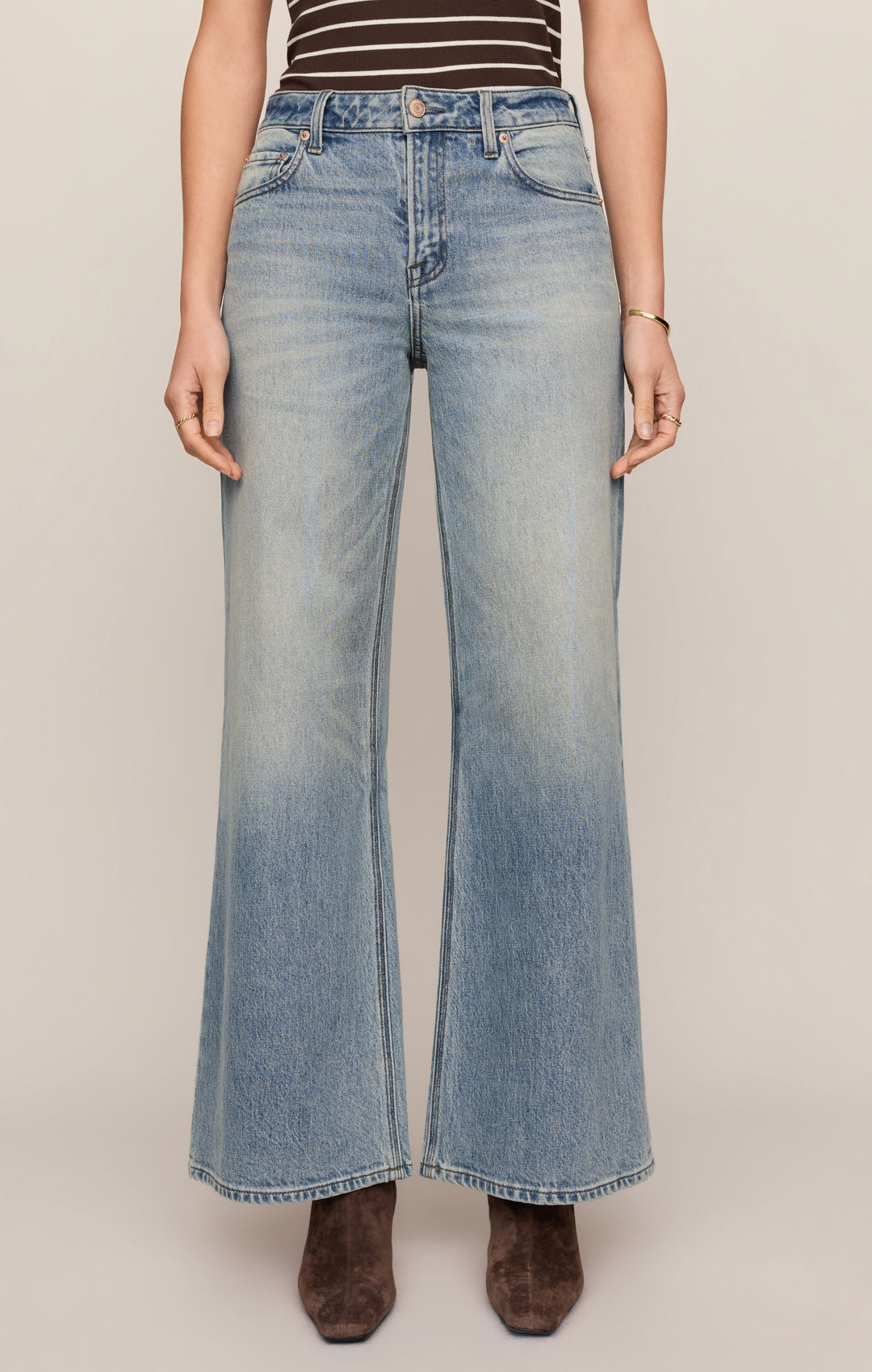 Z-Supply Women's The Stunner Mid-Rise Wide Denim - Downtown - Sun Diego Boardshop