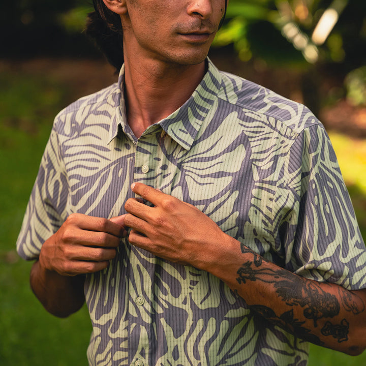 Roark Men's Bless Up Breathable Stretch Shirt - Shark