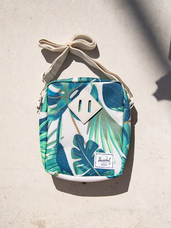 Herschel Supply Co Classic Crossbody - 2L - MOONBEAM PALM LEAVES - Sun Diego Boardshop