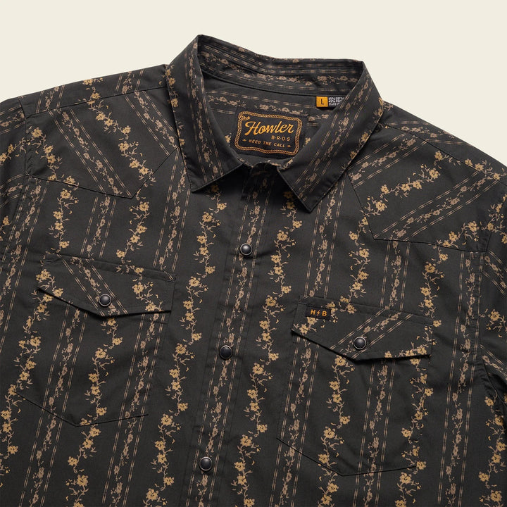 Howler Bros H Bar B Snapshirt - Hibiscus Ribbons: Antique Black