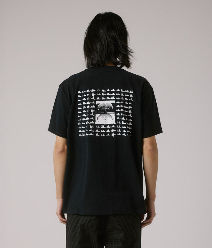 FORMER LABYRINTH T-SHIRT - BLACK - Sun Diego Boardshop