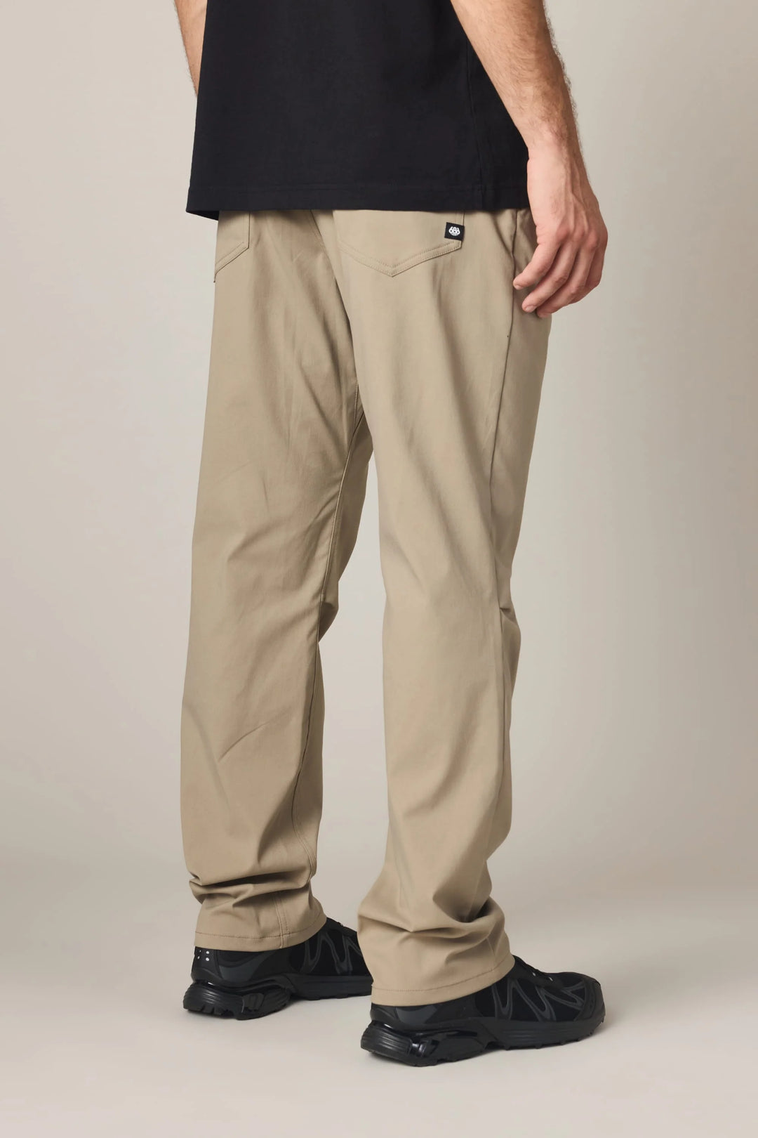 686 Men's Everywhere Relaxed Fit Pant - Timberwolf - Sun Diego Boardshop
