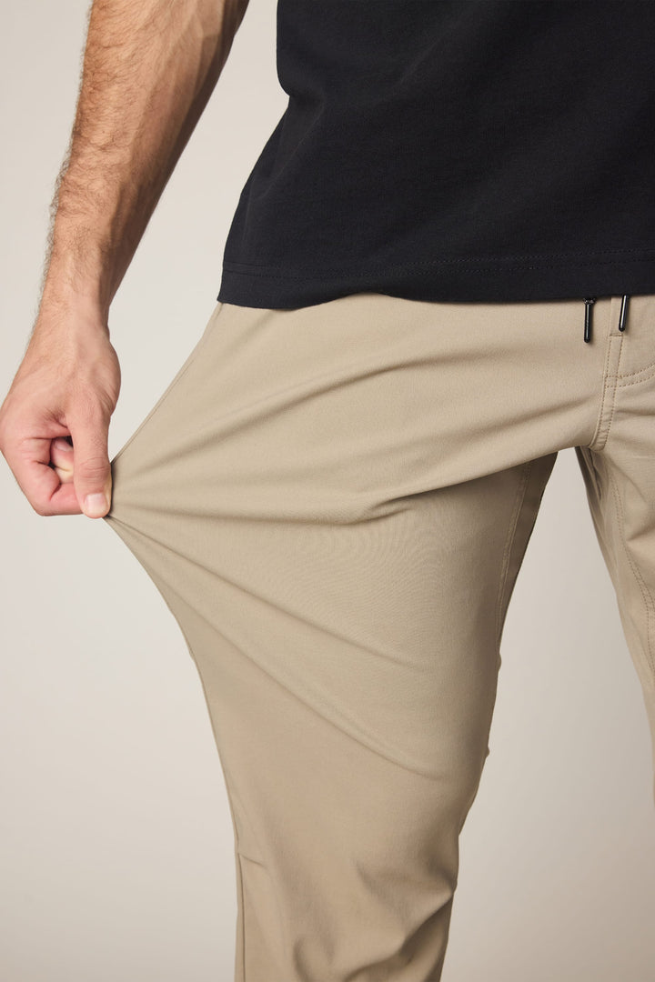 686 Men's Everywhere Relaxed Fit Pant - Timberwolf - Sun Diego Boardshop