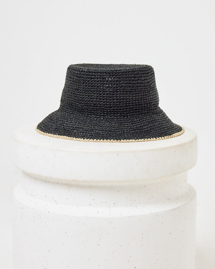 L Space Isadora Bucket Hat - Black/Cream - Sun Diego Boardshop
