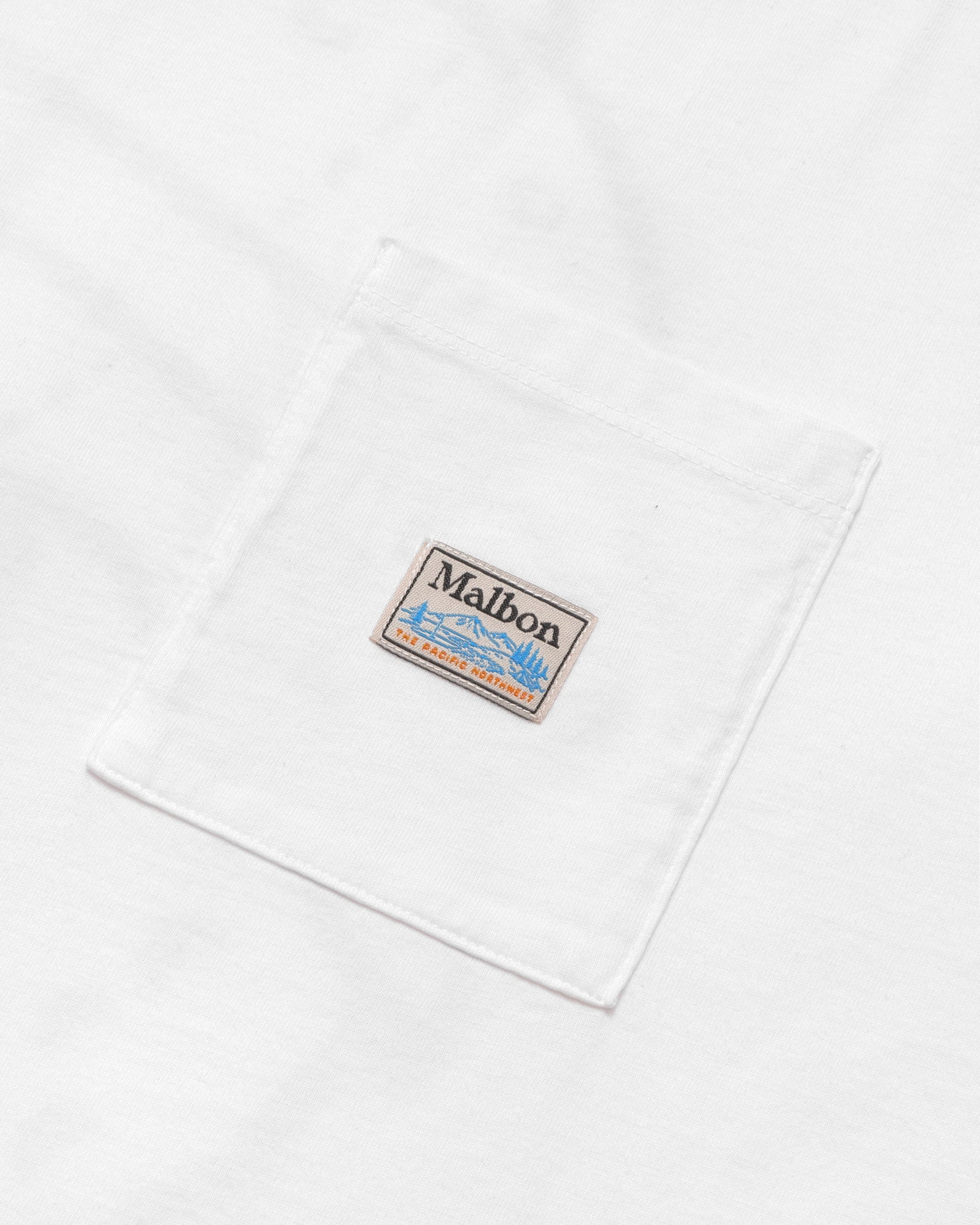 【MALBON GOLF】 Bucket CP Cara T-shirt ■MAN / 追跡付 Malbon Golf Fudd Buckets SS Pockets Tee (Orange) – Centre