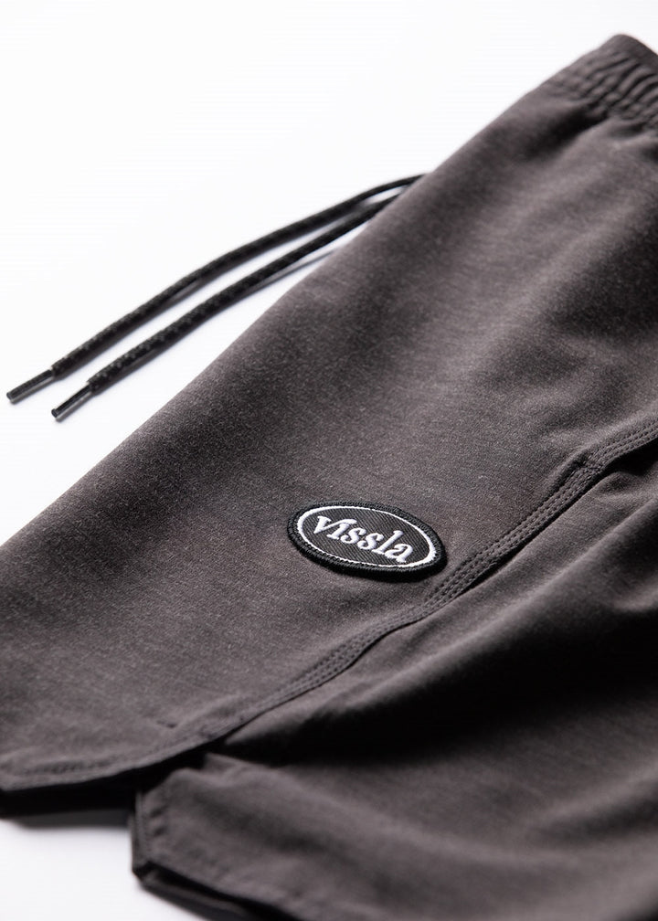 Vissla Solid Sets 17.5" Ecolastic - BLACK - Sun Diego Boardshop