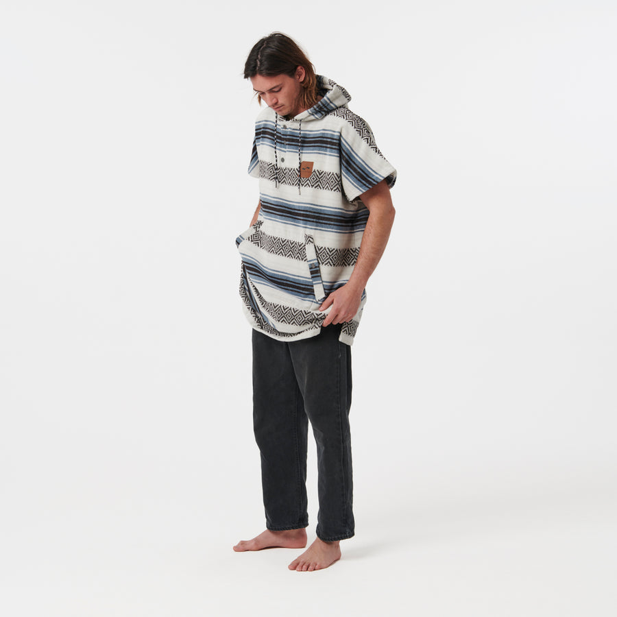 SLOWTIDE Oso Extra-Warm Poncho - WHITE - Sun Diego Boardshop