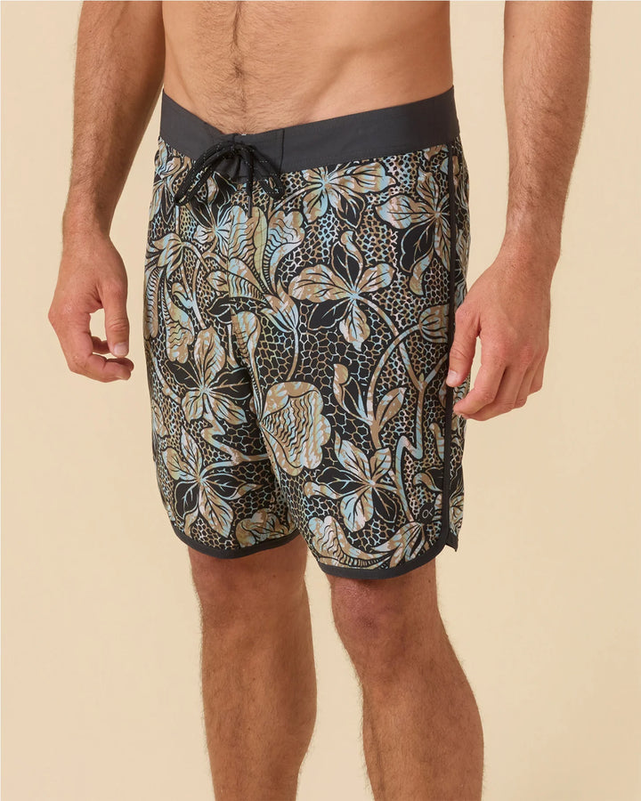 Outerknown Men's All Time Scallop Trunks - Dazedaloha Tropical Forest