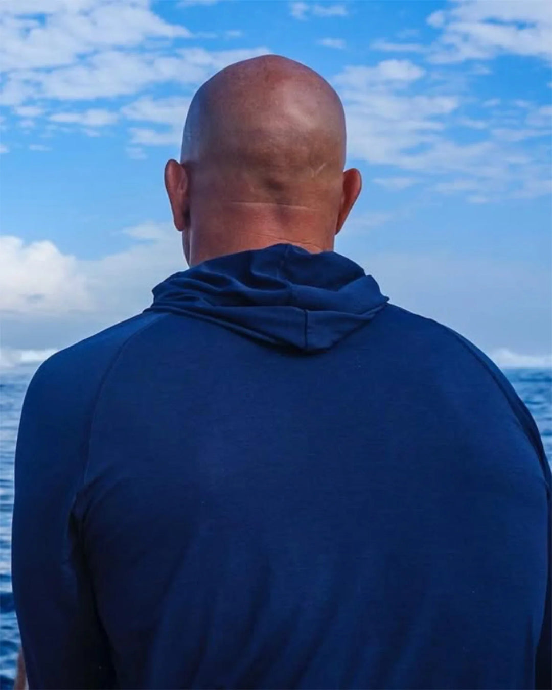 Outerknown Men's Hooded Sun Shirt - Marine