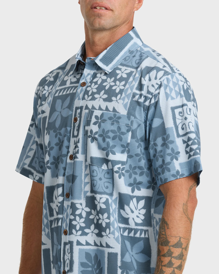 Quiksilver Men's Waterman Sandy Cove Short Sleeve Woven Shirt - Skyway - Sun Diego Boardshop