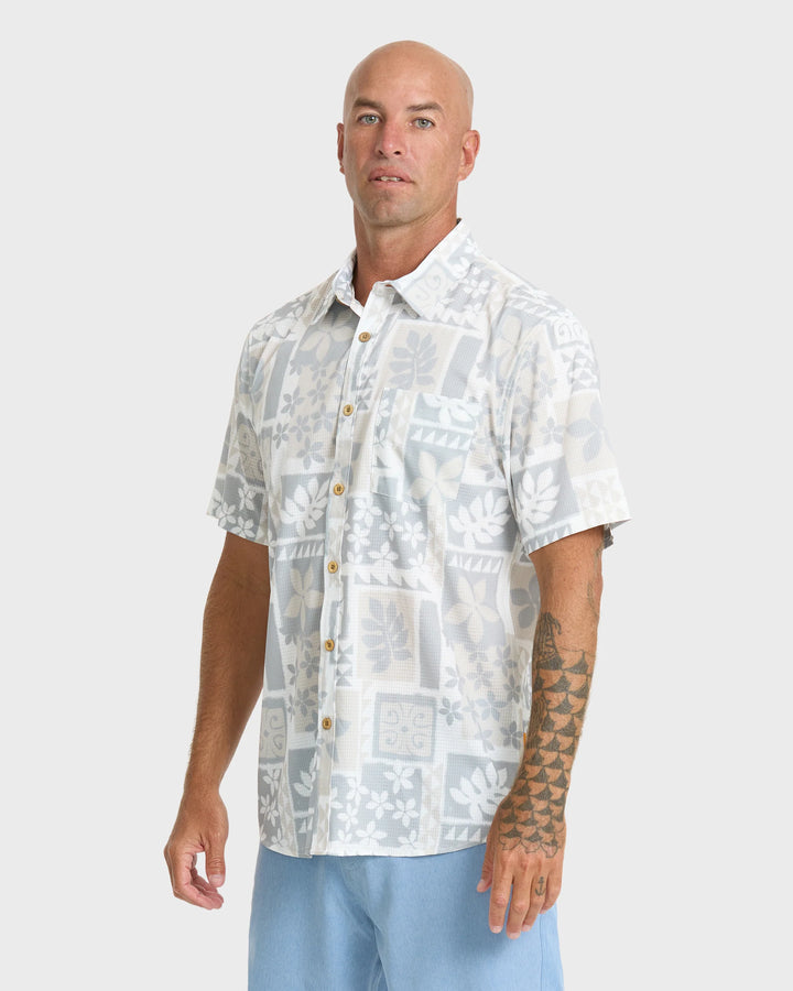 Quiksilver Men's Waterman Sandy Cove Short Sleeve Woven Shirt - White - Sun Diego Boardshop