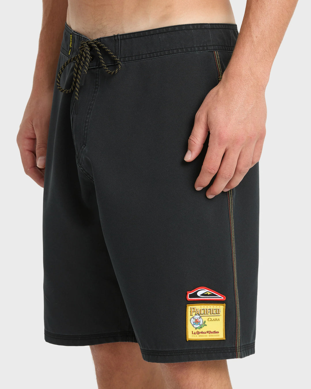 Quiksilver Men's Pacifico Ballena 20" Boardshorts - Black - Sun Diego Boardshop