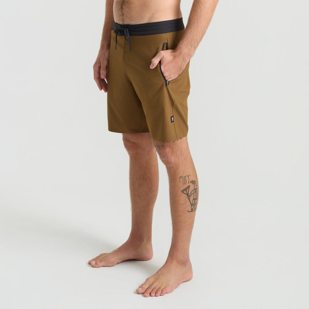 Roark Men's Venture Hybrid 18.5" Trunk - Otter - Sun Diego Boardshop
