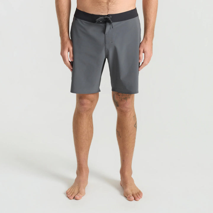 Roark Men's Passage 18.5" Boardshorts - Charcoal - Sun Diego Boardshop