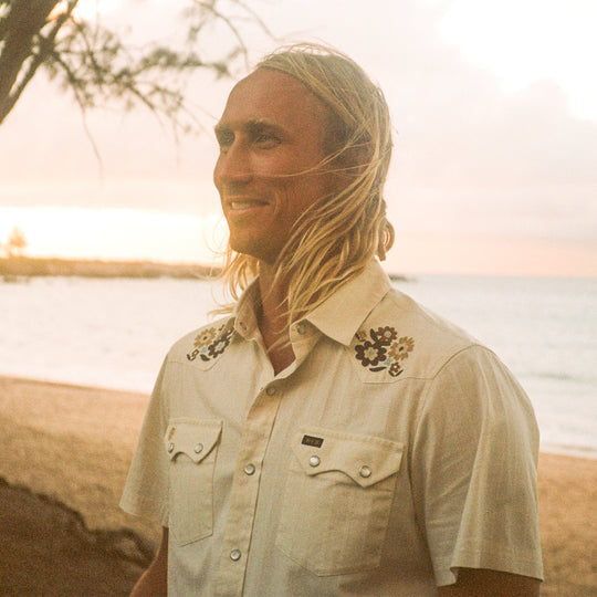 Howler Bros Crosscut Deluxe Shortsleeve Shirt - Off White - Sun Diego Boardshop