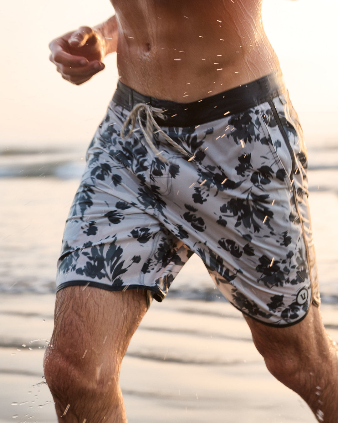 Vuori Men's Cruise Boardshort - Frost Grey Fleur - Sun Diego Boardshop