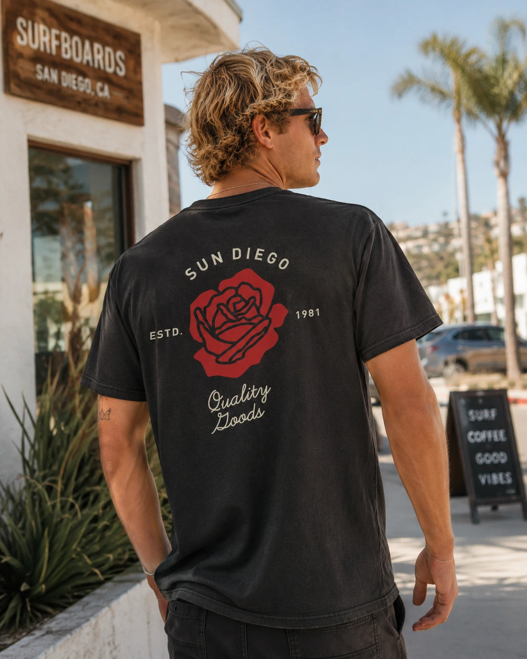 SunDiego Men's Roses Oversized Box Tee - Vintage Black