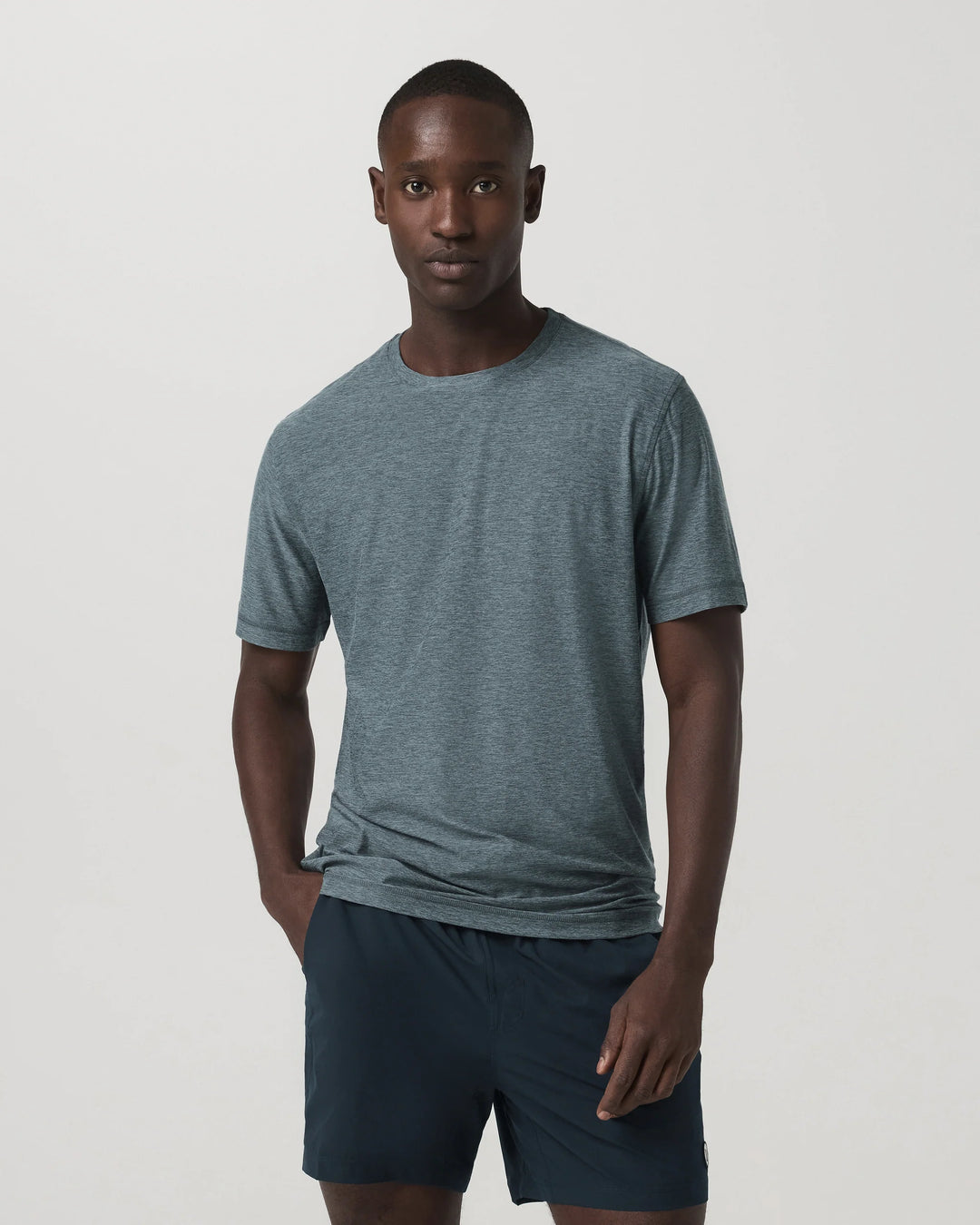 Vuori Men's Strato Tech Tee - Blue Sea Heather - Sun Diego Boardshop