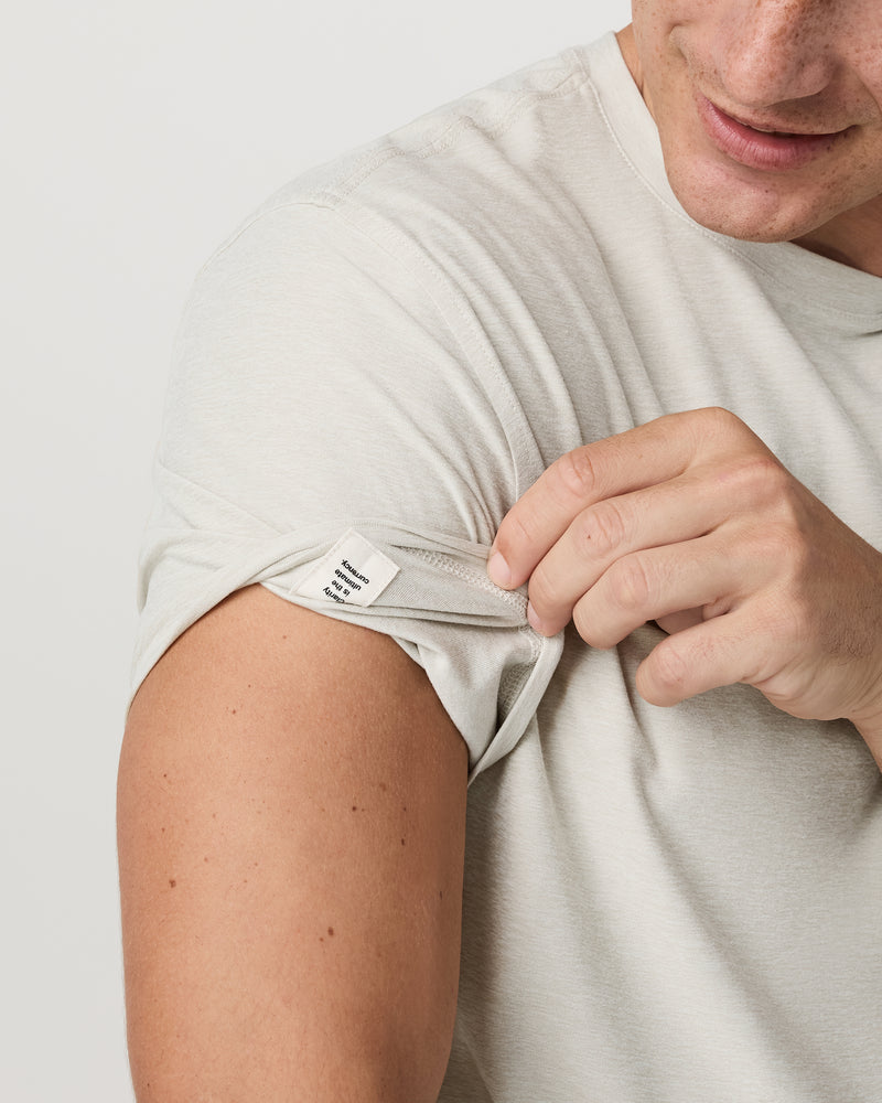 Vuori Strato Tech Tee - Mushroom Heather - Sun Diego Boardshop