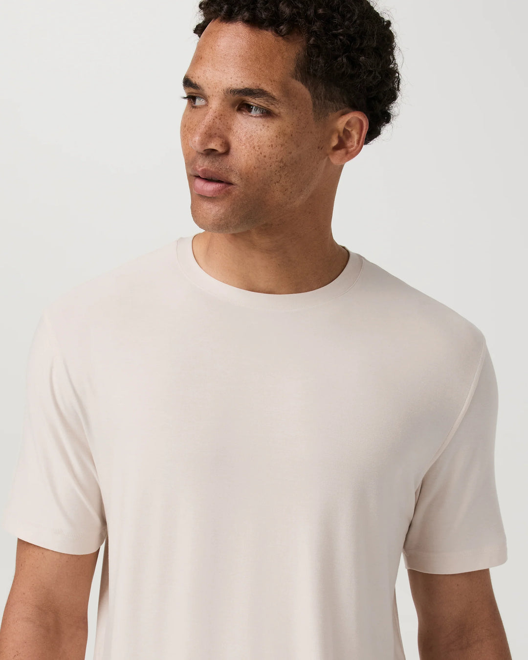 Vuori Men's Strato Tech Tee - Milkweed Heather