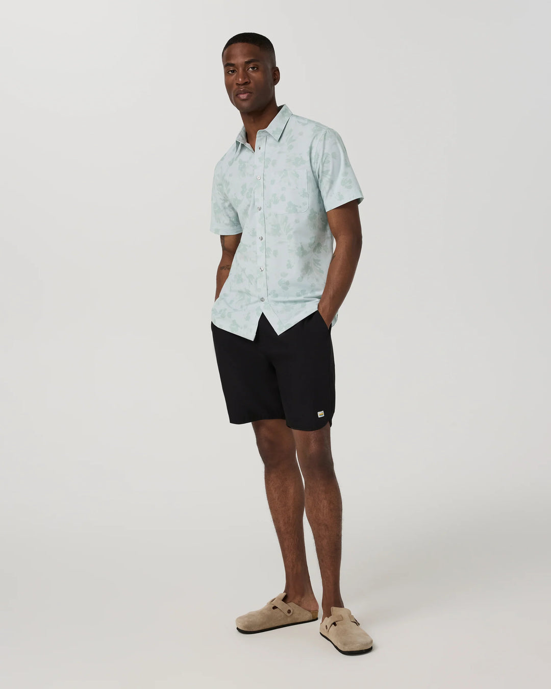 Vuori Men's Short Sleeve Bridge Button Down - Storm Blue Fleur - Sun Diego Boardshop