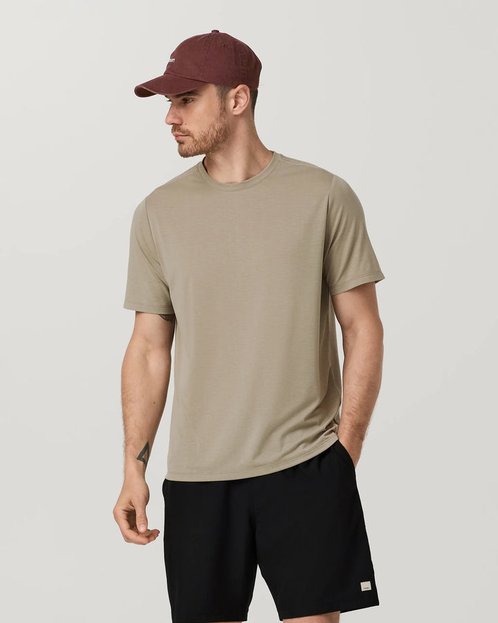 Vuori Men's Current Tech Tee - Biscotti